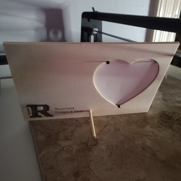 Love You Mommy Heart Frame - Picture 2 of 2